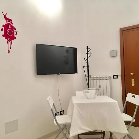 Flat In Red Metro Apartment Milan